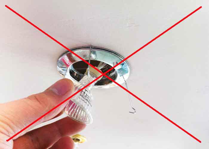 Потолочный светильник